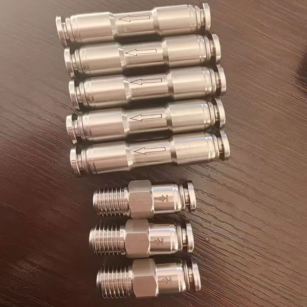 Chemical injection fittings