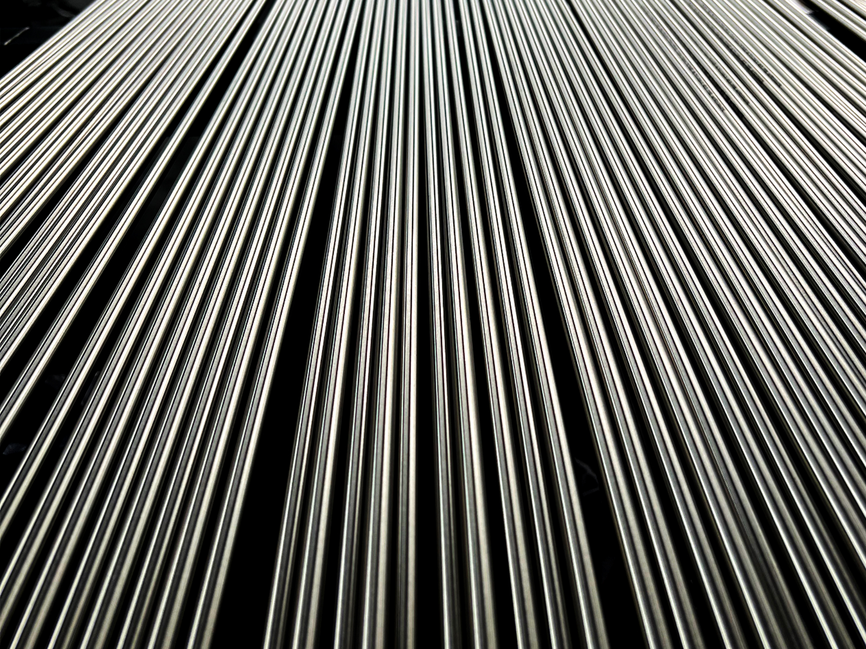 Capillary Tube vs Seamless Pipe 1.png